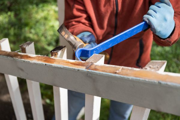 Deck Railing Replacement in Jeffersonville